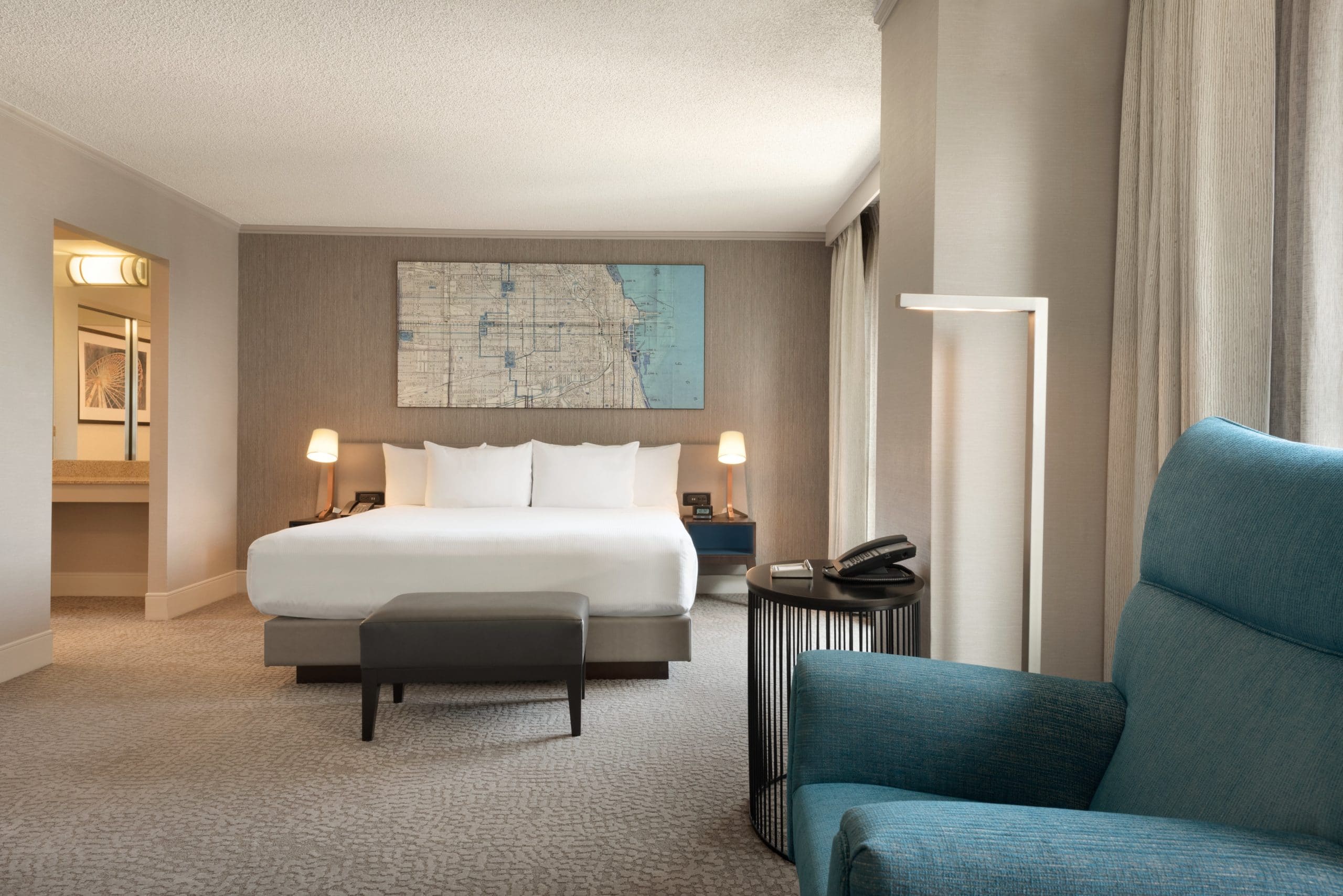 Hilton Chicago / Magnificent Mile Suites